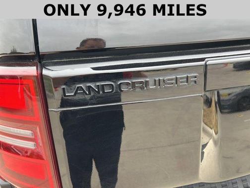 2024 Toyota Land Cruiser Base