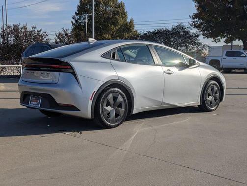 2024 Toyota Prius LE