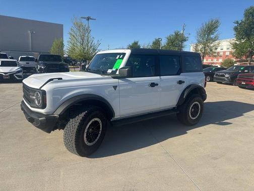 2023 Ford Bronco Base