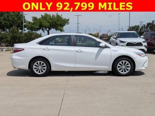 2016 Toyota Camry Hybrid LE