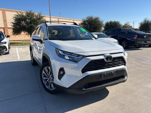 2023 Toyota RAV4 XLE Premium