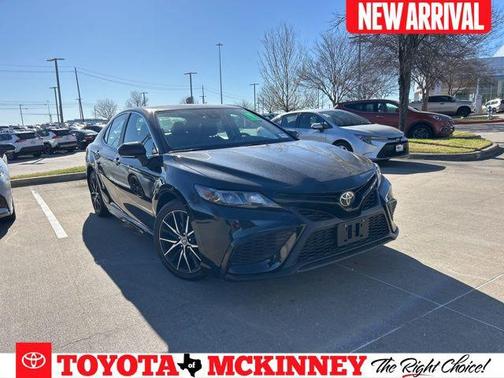 2024 Toyota Camry SE