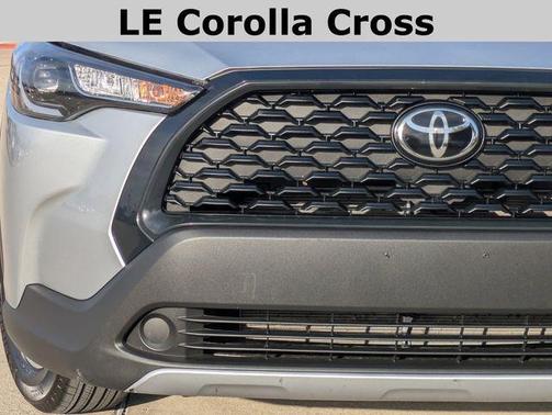 2025 Toyota Corolla Cross LE