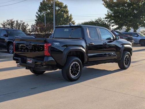 2024 Toyota Tacoma TRD Off-Road