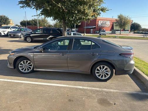 2021 Toyota Camry LE