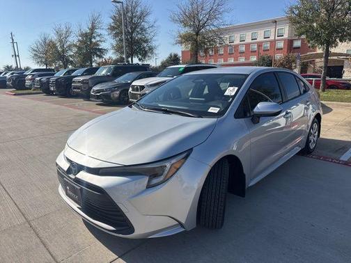 2025 Toyota Corolla Hybrid LE