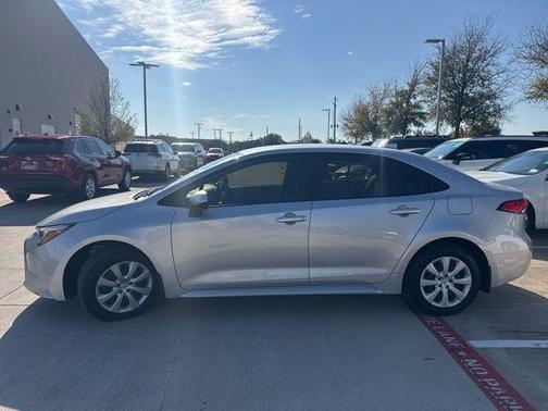 2025 Toyota Corolla Hybrid LE