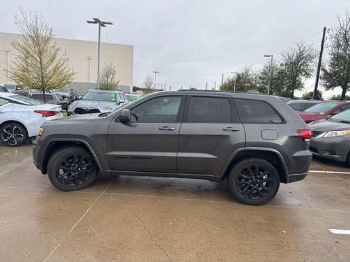 2020 Jeep Grand Cherokee Altitude