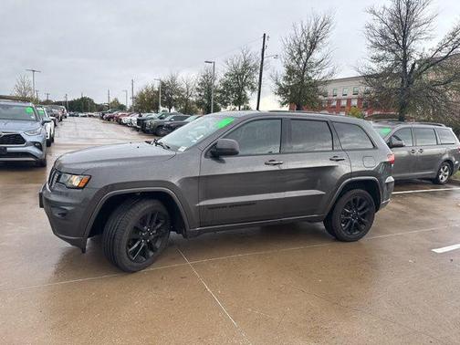 2020 Jeep Grand Cherokee Altitude