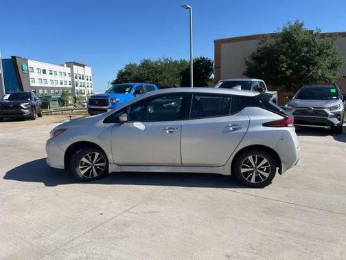 2022 Nissan Leaf S PLUS