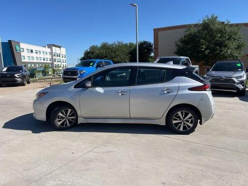 2022 Nissan Leaf S PLUS