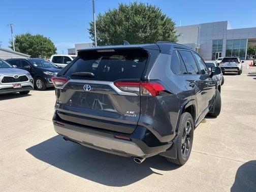 2021 Toyota RAV4 Hybrid XSE