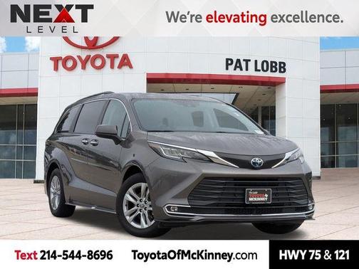 2022 Toyota Sienna XLE