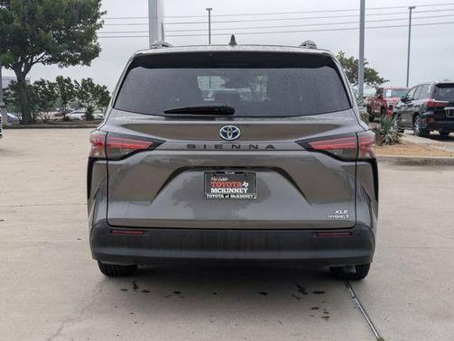 2022 Toyota Sienna XLE