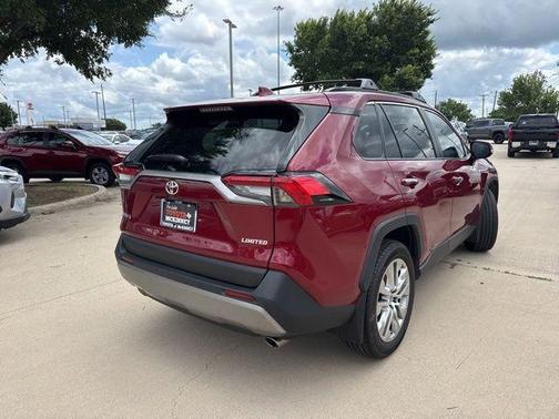 2025 Toyota RAV4 Limited