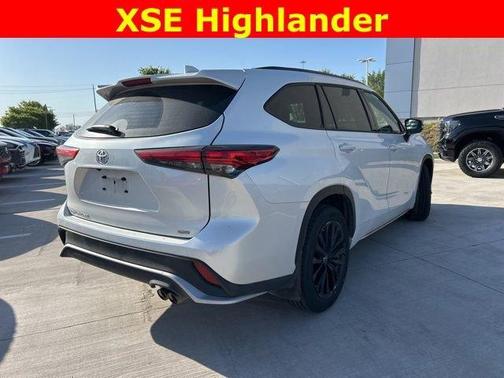 2023 Toyota Highlander XSE