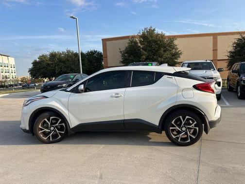 2020 Toyota C-HR XLE