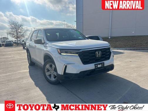 2023 Honda Pilot 2WD LX