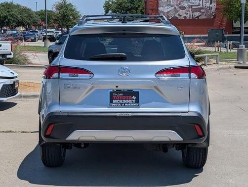 2025 Toyota Corolla Cross LE