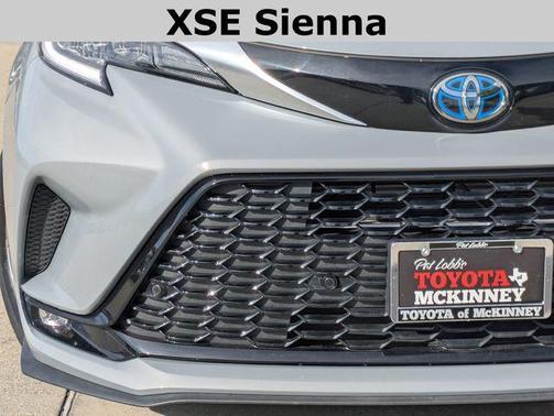 2023 Toyota Sienna XSE 7 Passenger