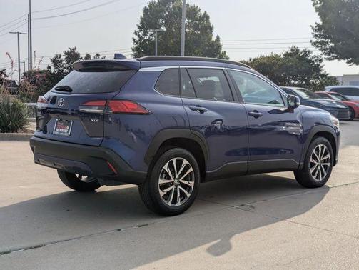 2024 Toyota Corolla Cross XLE