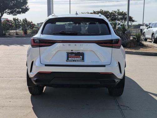 2024 Lexus NX 250 Base