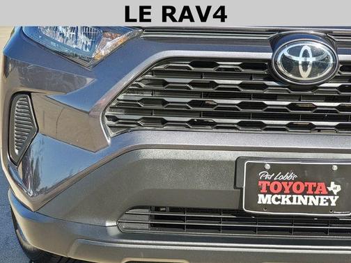 2022 Toyota RAV4 LE