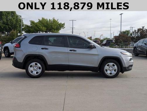 2015 Jeep Cherokee Sport