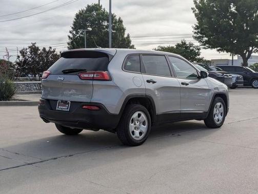 2015 Jeep Cherokee Sport