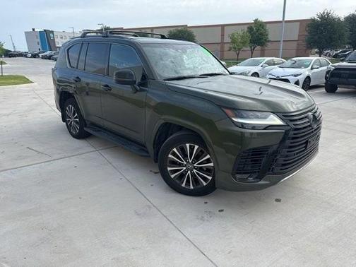 2022 Lexus LX 600 Premium