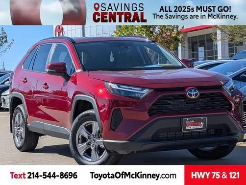 2025 Toyota RAV4 XLE
