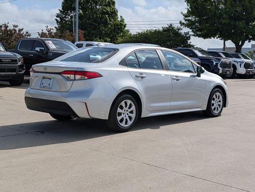 Classic Silver Metallic 2025 Toyota Corolla LE