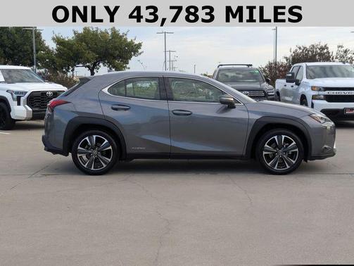 2020 Lexus UX 250h Base