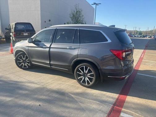 2020 Honda Pilot Touring 8-Passenger