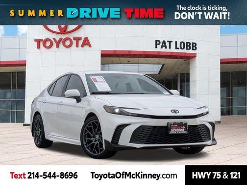 2025 Toyota Camry SE
