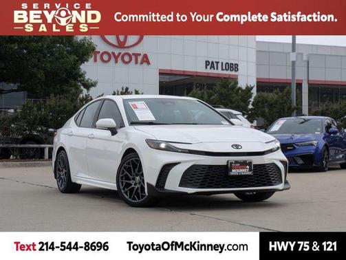 2025 Toyota Camry SE