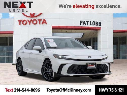 2025 Toyota Camry SE