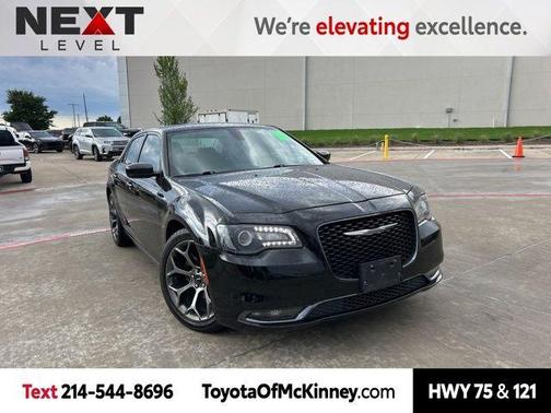 2018 Chrysler 300 Touring