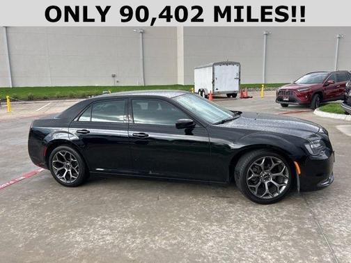 2018 Chrysler 300 Touring