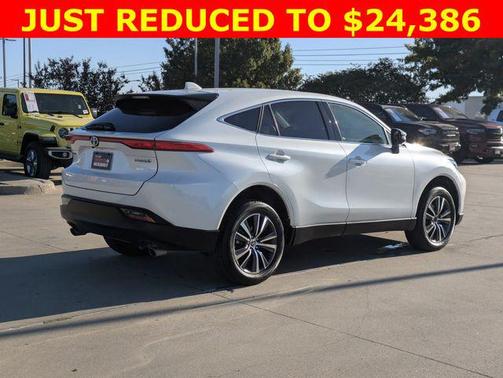 2022 Toyota Venza LE