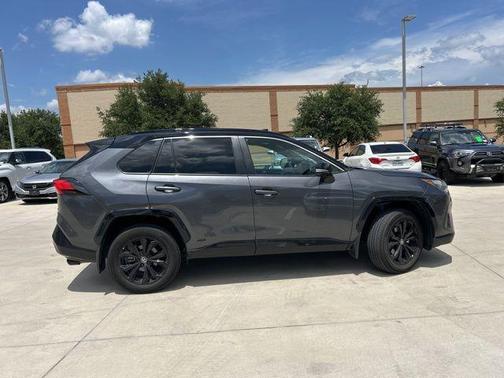 2023 Toyota RAV4 Hybrid XSE