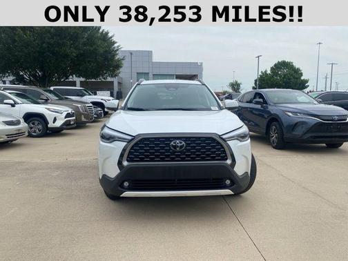 2023 Toyota Corolla Cross XLE
