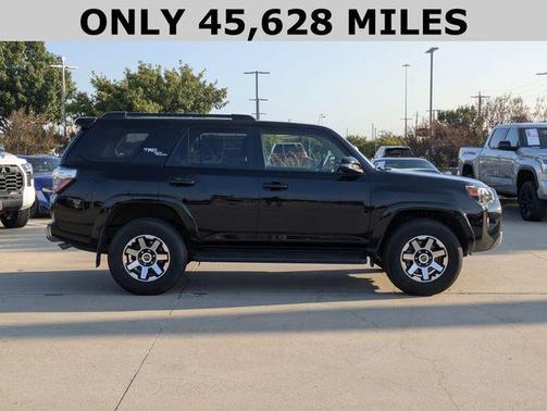 2024 Toyota 4Runner TRD Off Road Premium
