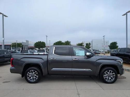2025 Toyota Tundra Hybrid 1794 Edition