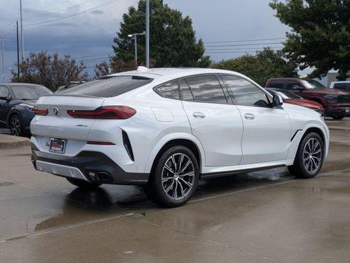 2023 BMW X6 xDrive40i