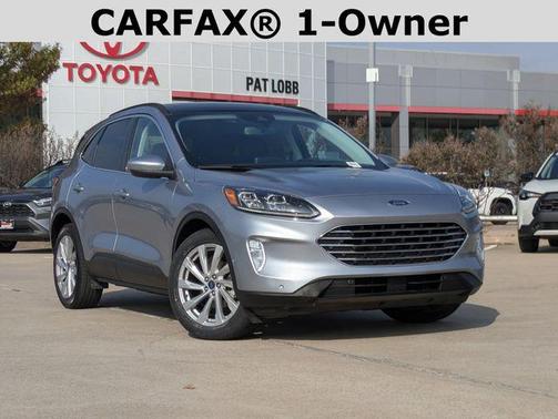 2022 Ford Escape Titanium