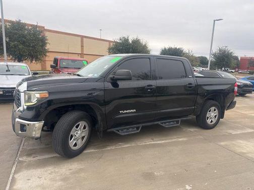 2018 Toyota Tundra SR5