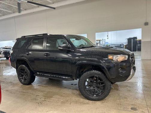 Midnight Black Metallic 2022 Toyota 4Runner TRD Off Road Premium