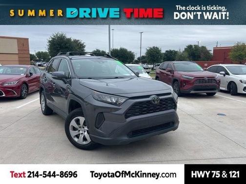 2020 Toyota RAV4 LE