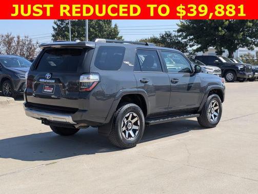 2024 Toyota 4Runner TRD Off Road